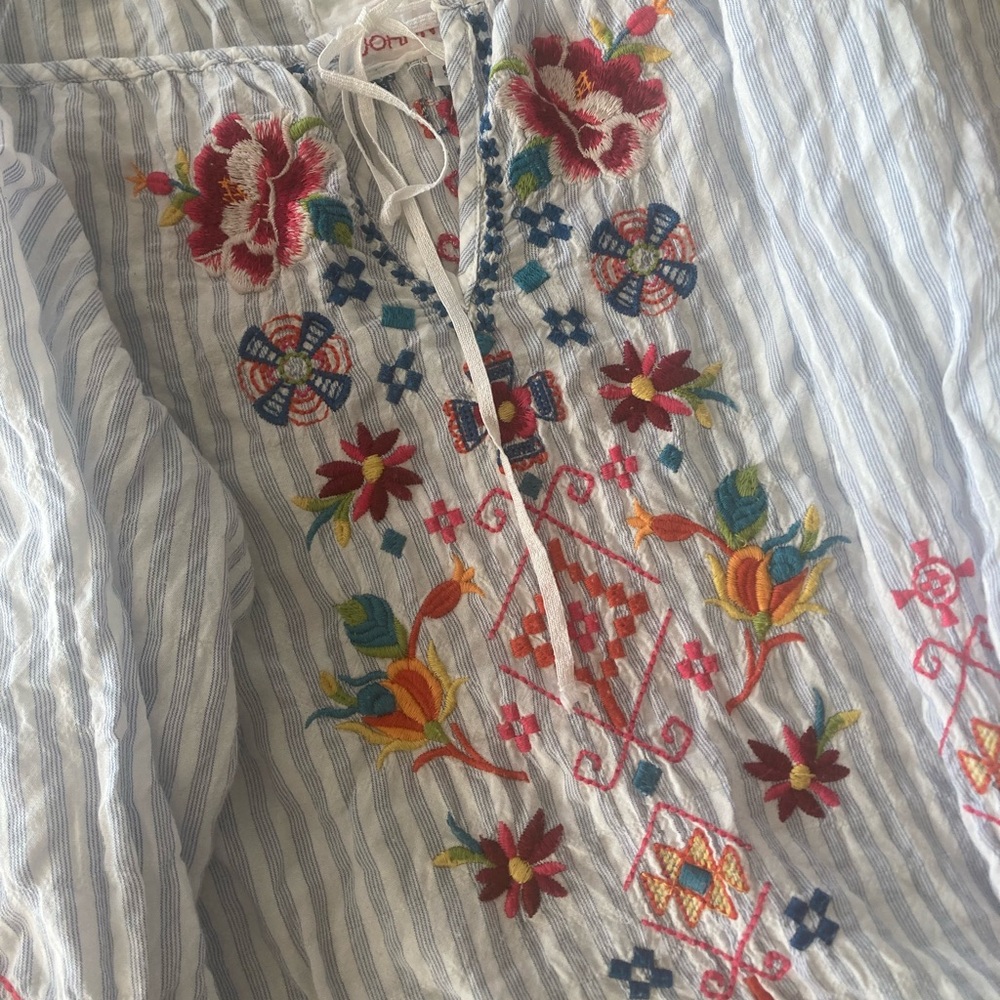 Johnny Was Light Blue Striped Peasant Top with Multicolor Embroidery Size Small - Picture 9 of 12